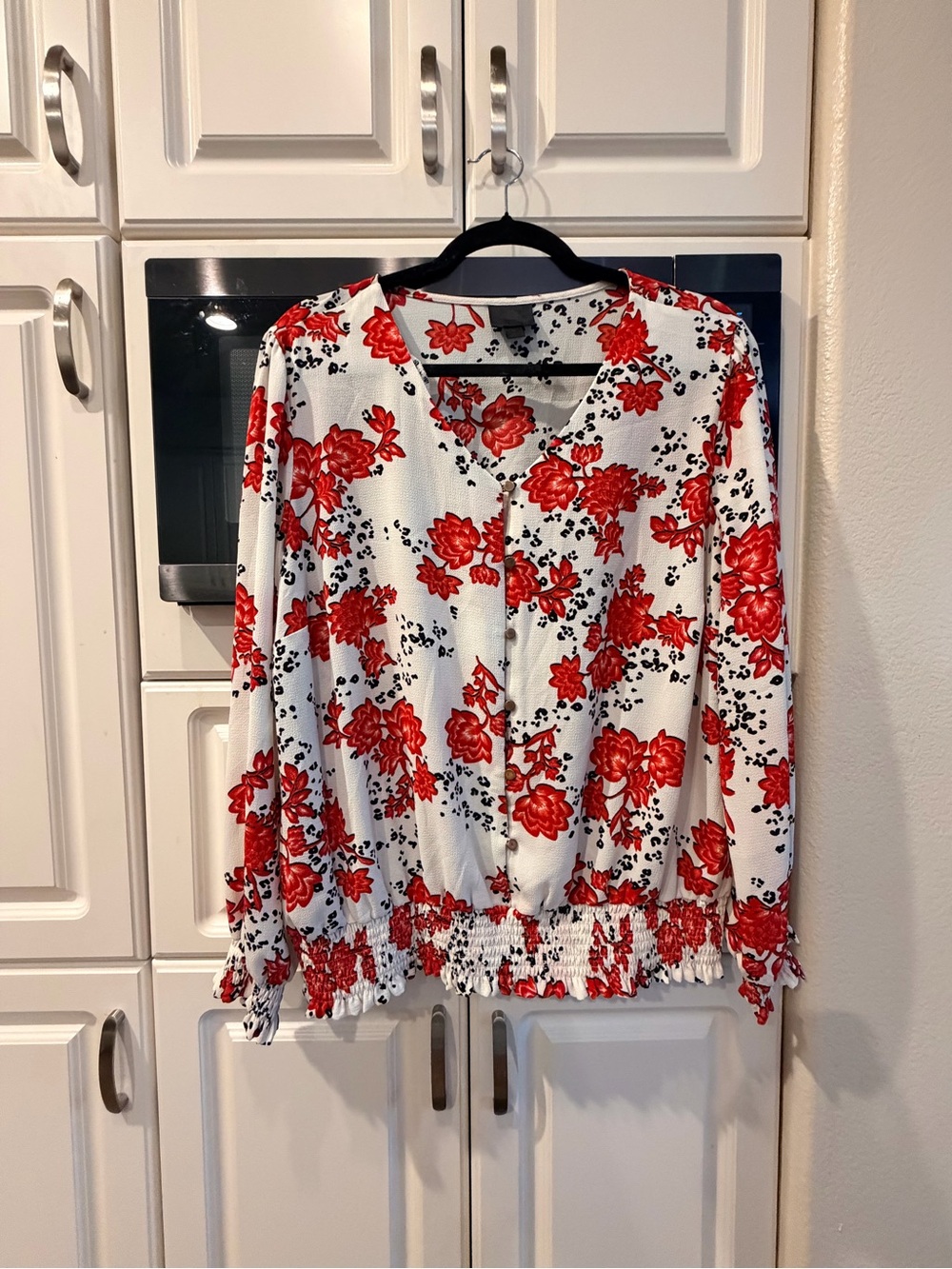 JM Collection White Floral Button-Front Blouse with Red Roses